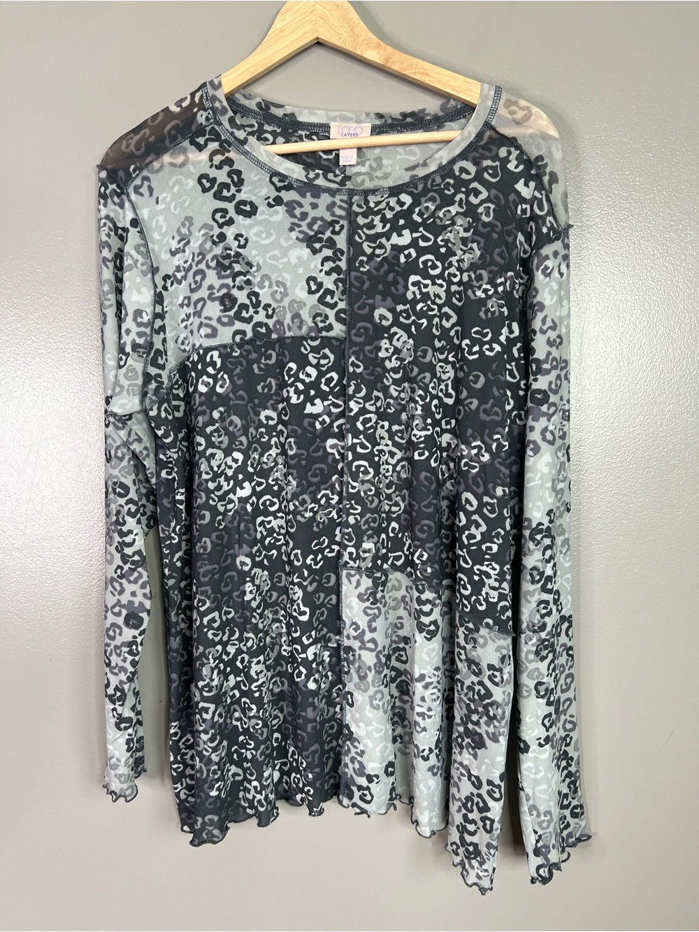 Logo Layers gray animal print sheer color block long sleeve tunic witchy XL - Picture 5 of 6